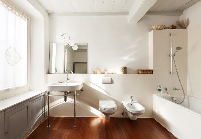 5 Cheap Decor Ideas to Brighten up Your Bathroom