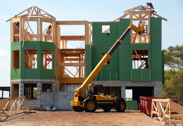 Pros And Cons: Older Homes Versus New Construction
