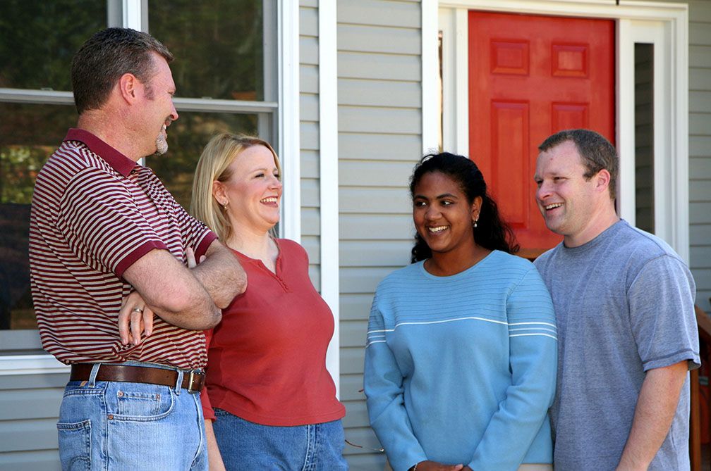 Selling Your Home This Summer? Here's Why You'll Want to Recruit the Neighbors to Help