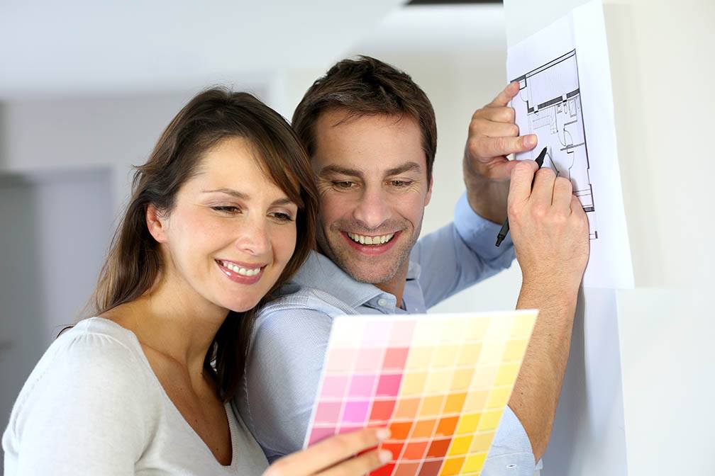 To Paint or Not to Paint Before Selling Your Home, That Is the Question. Here Are Some Answers!
