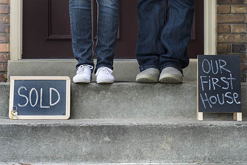 Trying to Decide Whether or Not to Sell Your Home? Here Are 5 Key Questions to Ask Yourself
