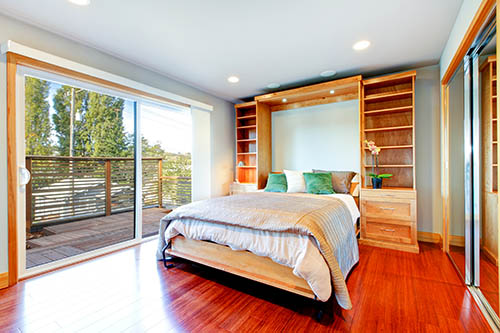 Bedroom Upgrades: How to Decide Between Hardwood and Carpet for Your Bedrooms