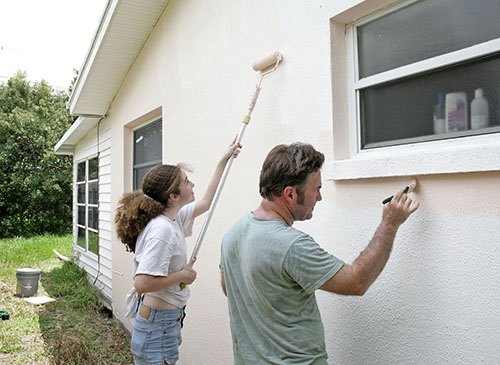 Need a DIY Summer Project? How to Paint Your Home's Exterior in a Weekend or Two
