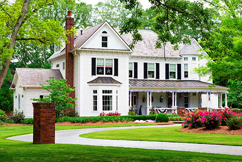 Selling Your Home This Autumn? Try Boosting Your Curb Appeal with These Inexpensive Upgrades