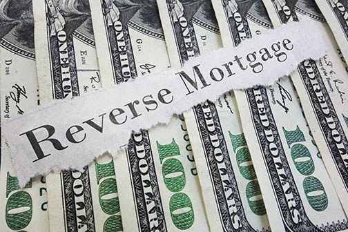 Understanding the Reverse Mortgage and How to Use It to Pay Off a Regular Mortgage