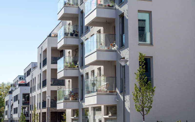 What Are The Advantages Of Owning A Multifamily Property?